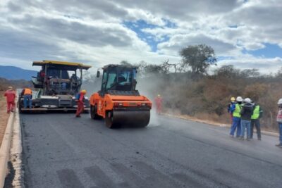 Trabajos para construcción de carreteras