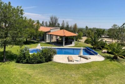 Trabajos para familias para cuidar finca